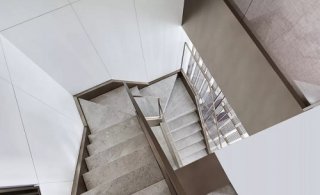 楼梯设计有哪些造型？楼梯设计如何选择材质？